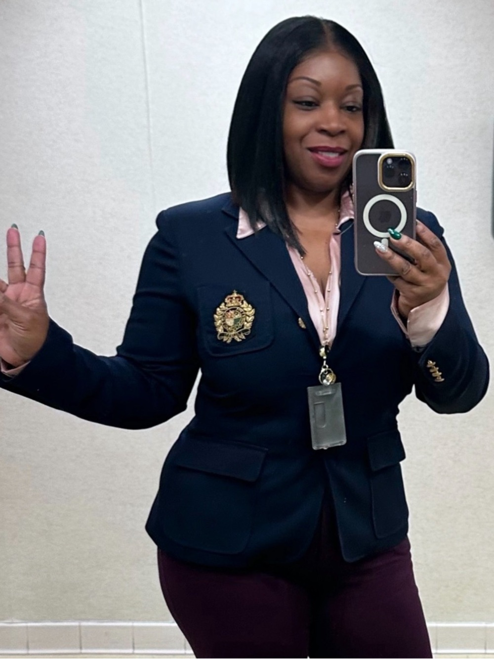 Lauren Ralph Lauren Navy Blazer with Embroidered Gold Crest🖲️ - Picture 2 of 4